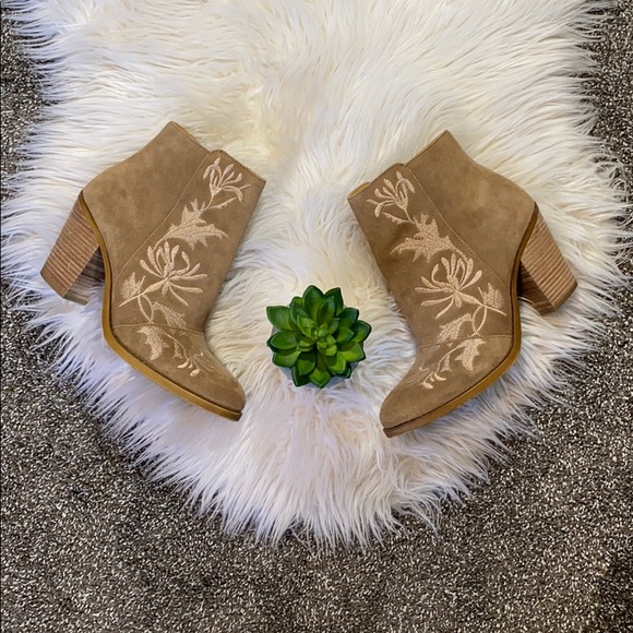Lucky Brand Shoes - Lucky brand nude suede heeled booties